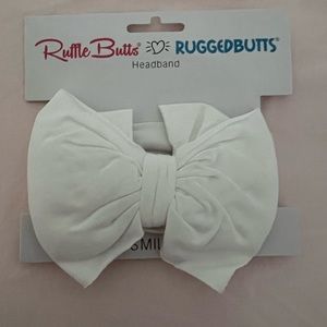 NWT Ruffle Butts white bow